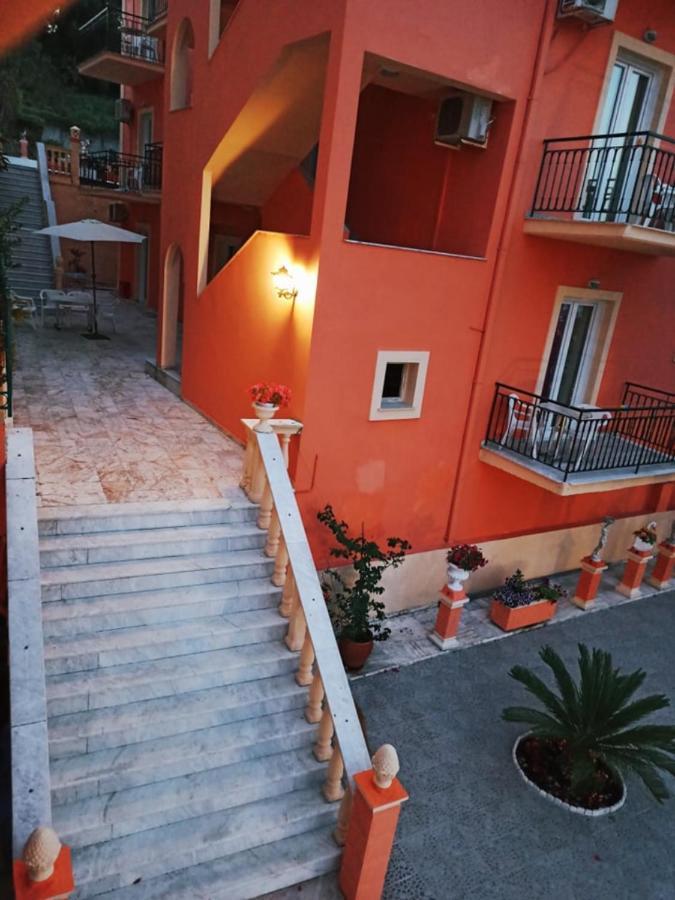 Corfu Sunflower Apartments Mpenitses Eksteriør billede