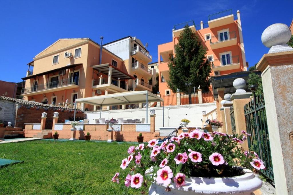 Corfu Sunflower Apartments Mpenitses Eksteriør billede